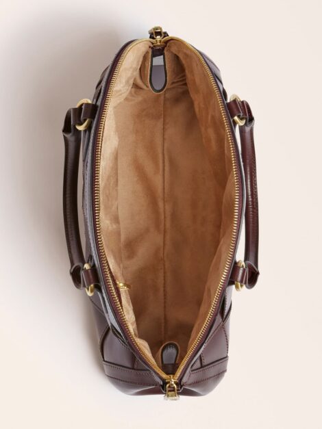 Interno borsa Guess modello Giorgia 470x627 - Nuove Borse Guess in Pelle Inverno 2021 2022