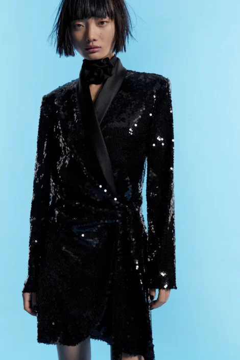 ZARA Abito con paillettes Capodanno 2022 470x705 - Abiti Capodanno 2022