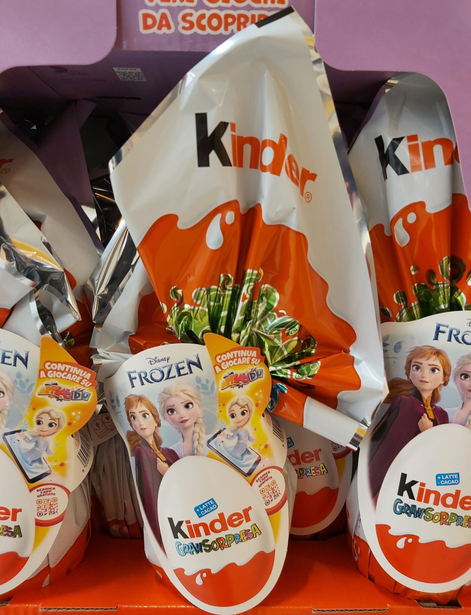 Uova di Pasqua Kinder Frozen 2022 scaled e1646330199610 - Uova di Pasqua Kinder 2022: Prezzi e Sorprese