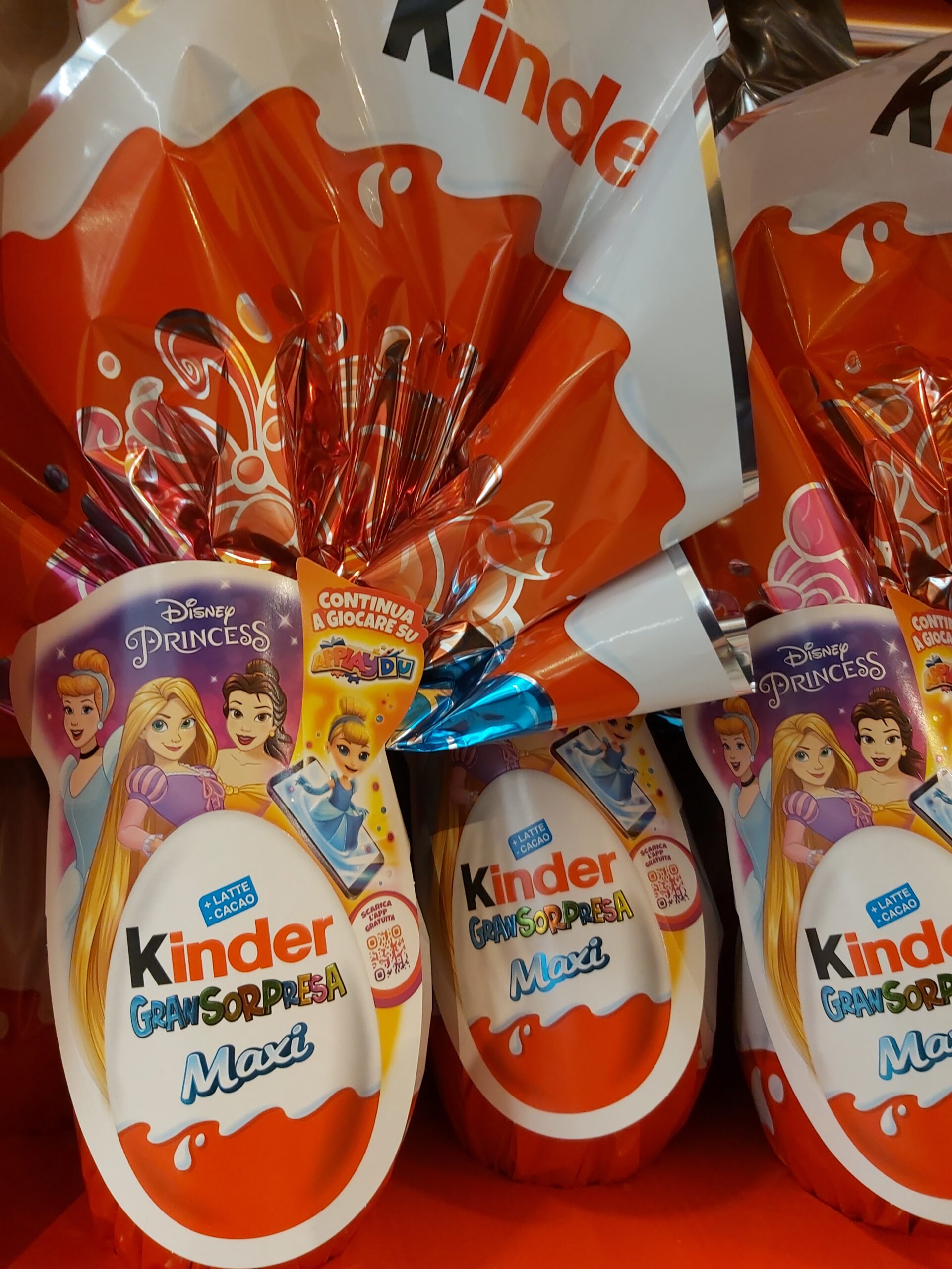 Uova di Pasqua Kinder Maxi 2022 Disney Princess scaled - Uova di Pasqua Kinder 2022: Prezzi e Sorprese