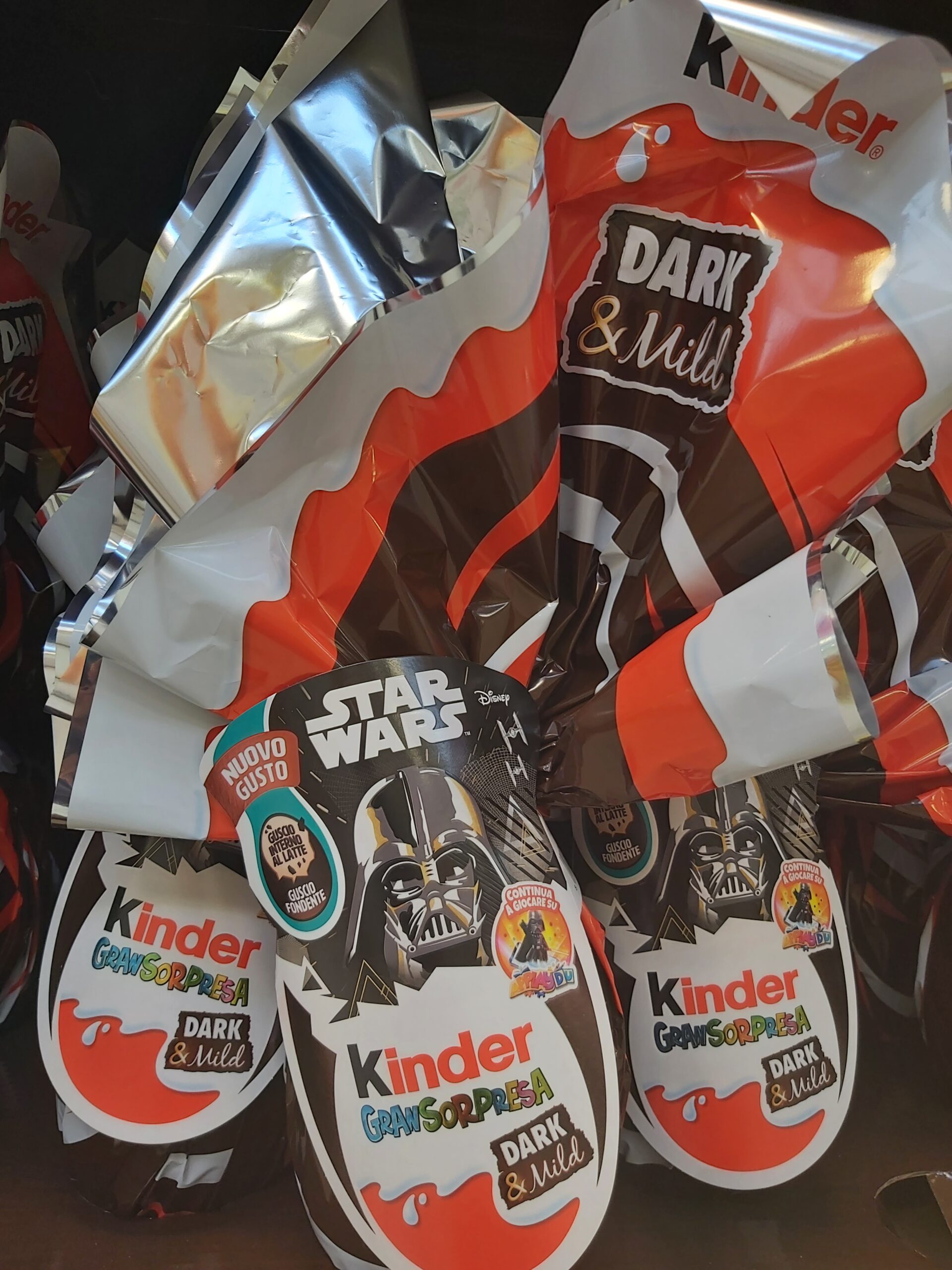Uovo di Pasqua Kinder Star Wars 2022 scaled - Uova di Pasqua Kinder 2022: Prezzi e Sorprese