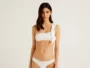 Raffinato costume da bagno monospalla Benetton collezione estate 2022