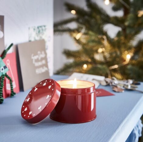 Candela profumata natalizia IKEA 2022 470x466 - IKEA Catalogo Natale 2022