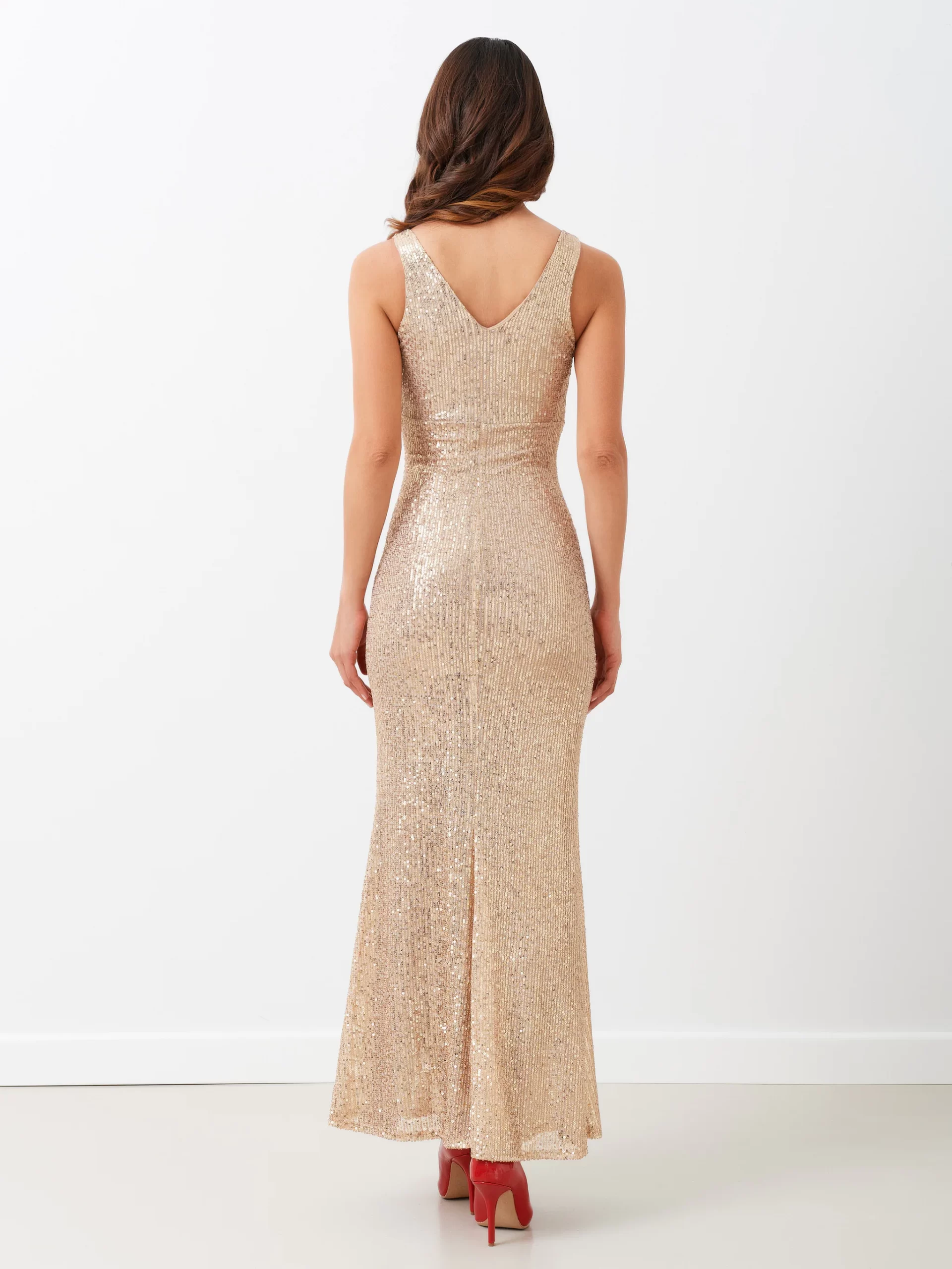 Retro abito Rinascimento con paillettes scaled - Rinascimento Abiti Capodanno e Feste Natalizie 2022 Retro abito Rinascimento con paillettes scaled - Rinascimento Abiti Capodanno e Feste Natalizie 2022