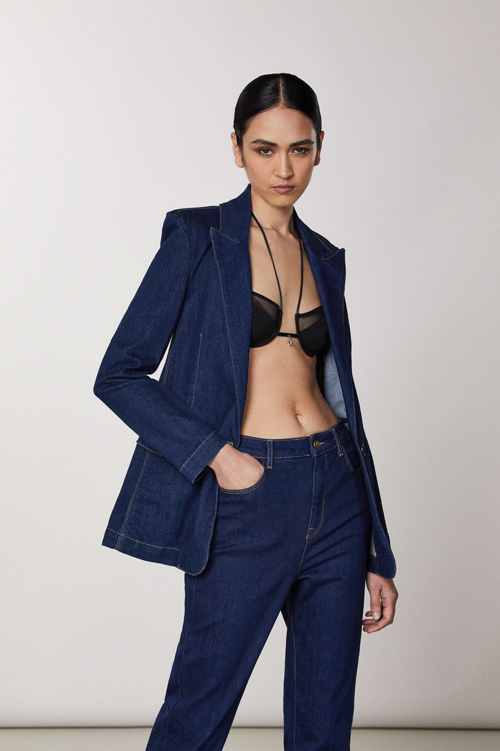 Tailleur in jeans Patrizia Pepe primavera 2023 scaled - Tailleur Donna Patrizia Pepe Primavera Estate 2023