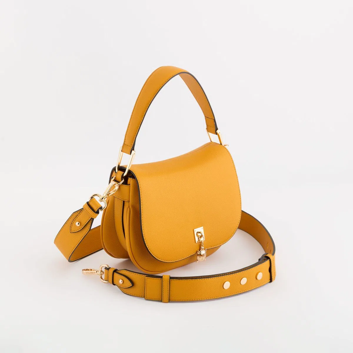 Borsa CARPISA colore giallo ocra primavera estate 2023 - Borse Carpisa Collezione Primavera Estate 2023