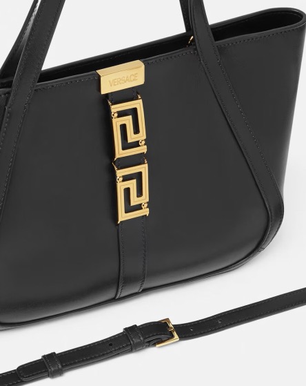 Nuova borsa Versace collezione inverno 2023 2024 Nuova borsa Versace collezione inverno 2023 2024