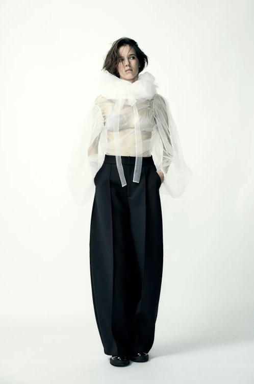 Camicia in tulle con collo voluminoso ZARA Camicia in tulle con collo voluminoso ZARA