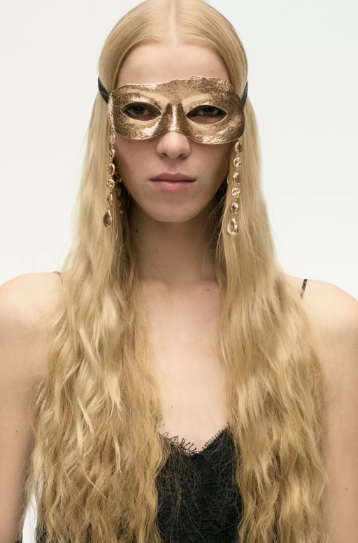 Maschera in metallo dorato ZARA Maschera in metallo dorato ZARA