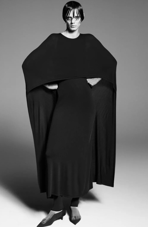 ZARA vestito lungo in maglia nera a mantella ZARA vestito lungo in maglia nera a mantella