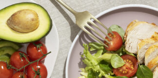 Diete Efficaci e Piani Alimentari Equilibrati per Perdere Peso in Modo Sano con Focus Estivo