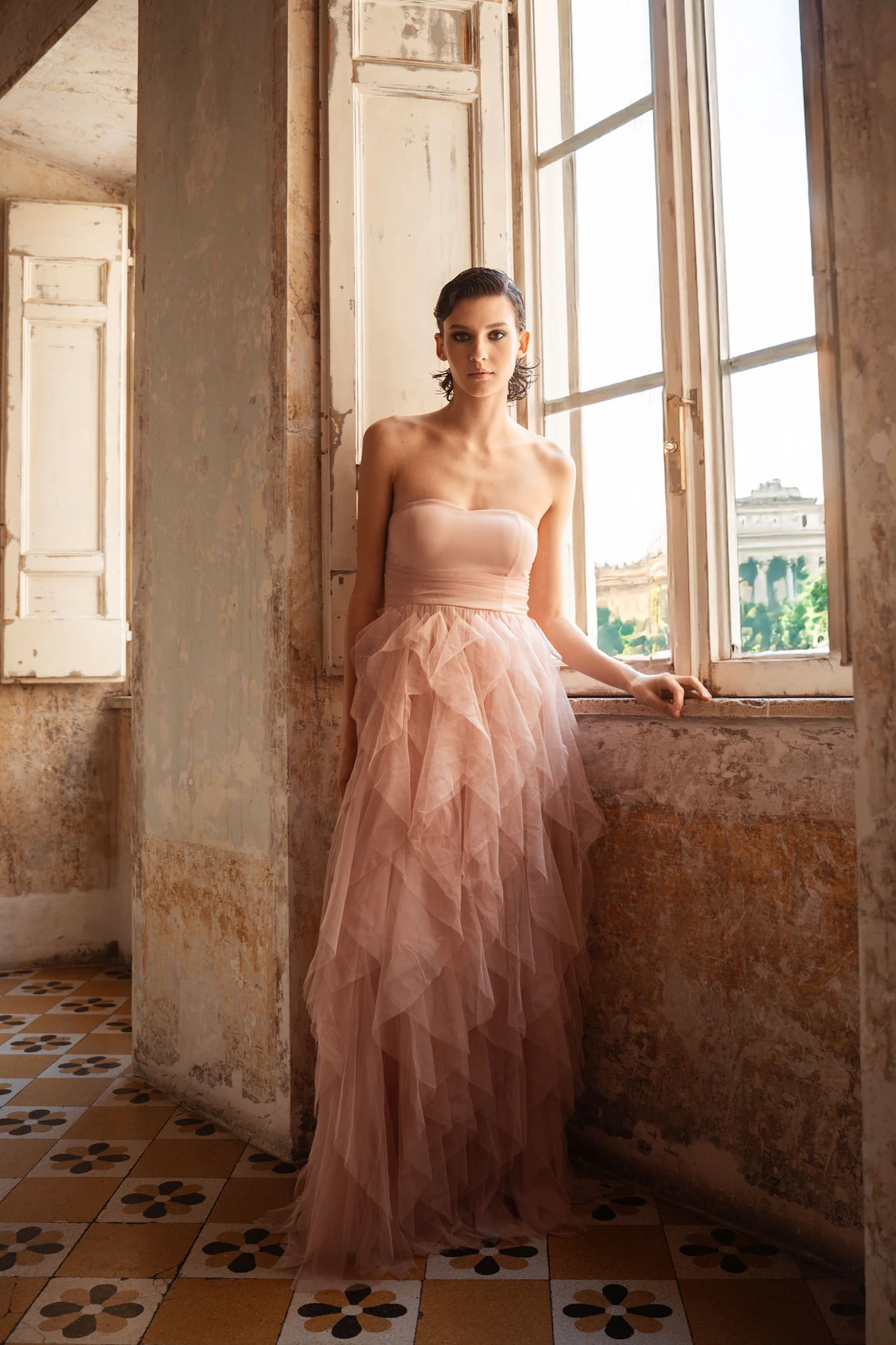NUNA LIE abito lungo a balze in tulle estate 2025 NUNA LIE abito lungo a balze in tulle estate 2025
