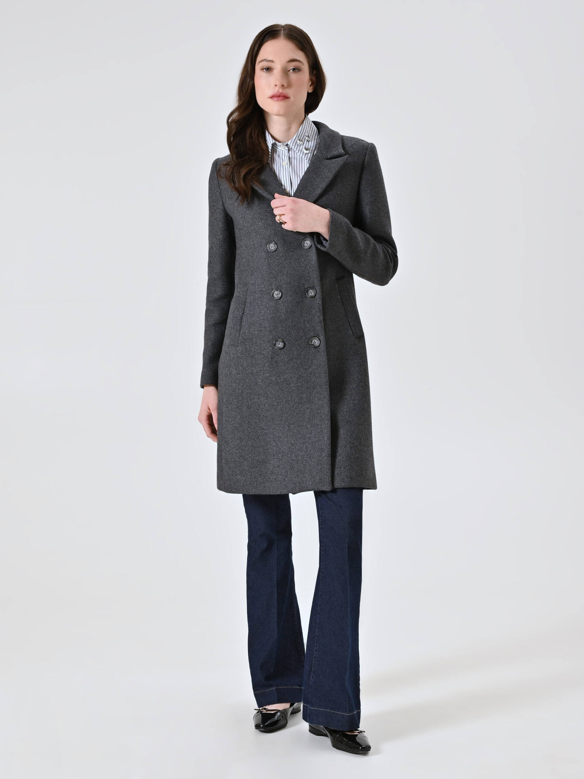 Cappotto doppiopetto grigio Cappotto doppiopetto grigio