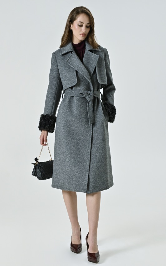 Cappotto tre in uno della collezione Giorgia Palmas X Rinascimento inverno 2025 2026 Cappotto tre in uno della collezione Giorgia Palmas X Rinascimento inverno 2025 2026