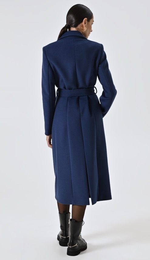 Retro cappotto Rinascimento inverno 2025 2026 Retro cappotto Rinascimento inverno 2025 2026