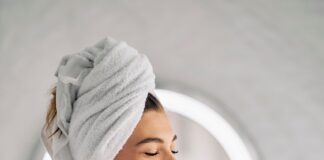 Prevenzione dell'Invecchiamento della Pelle del Viso per Donne Over 40