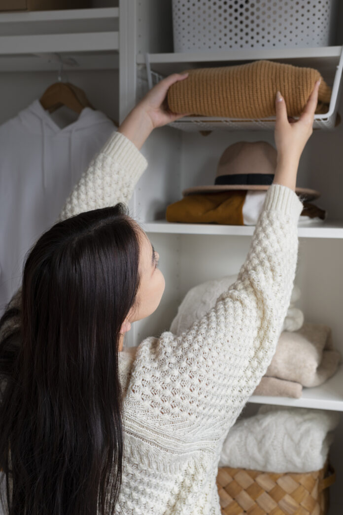 Cambio dell’armadio quando ordine e stile diventano un gesto di benessere