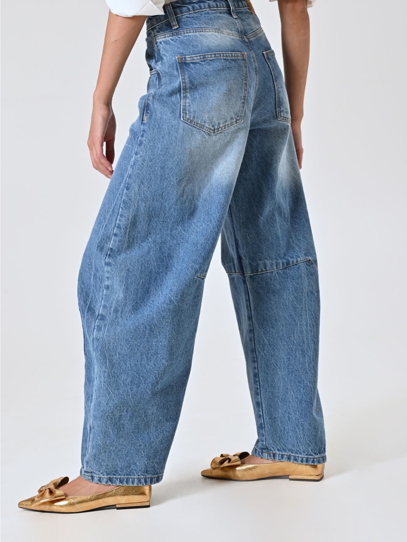 Nuovo pantalone in denim Rinascimento taglio baloon