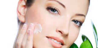 Prendersi cura dello sguardo il benessere degli occhi parte dal contorno occhi