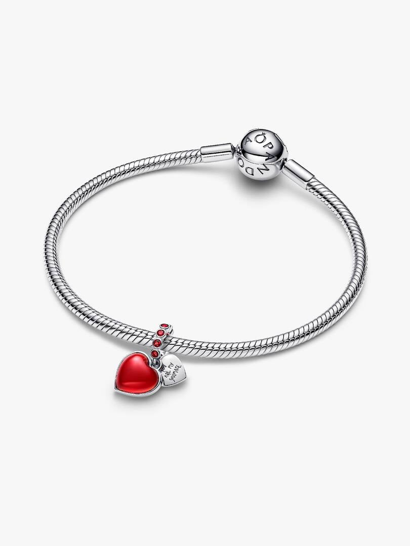 Bracciale con nuovo charm Pandora cuore rosso Bracciale con nuovo charm Pandora cuore rosso