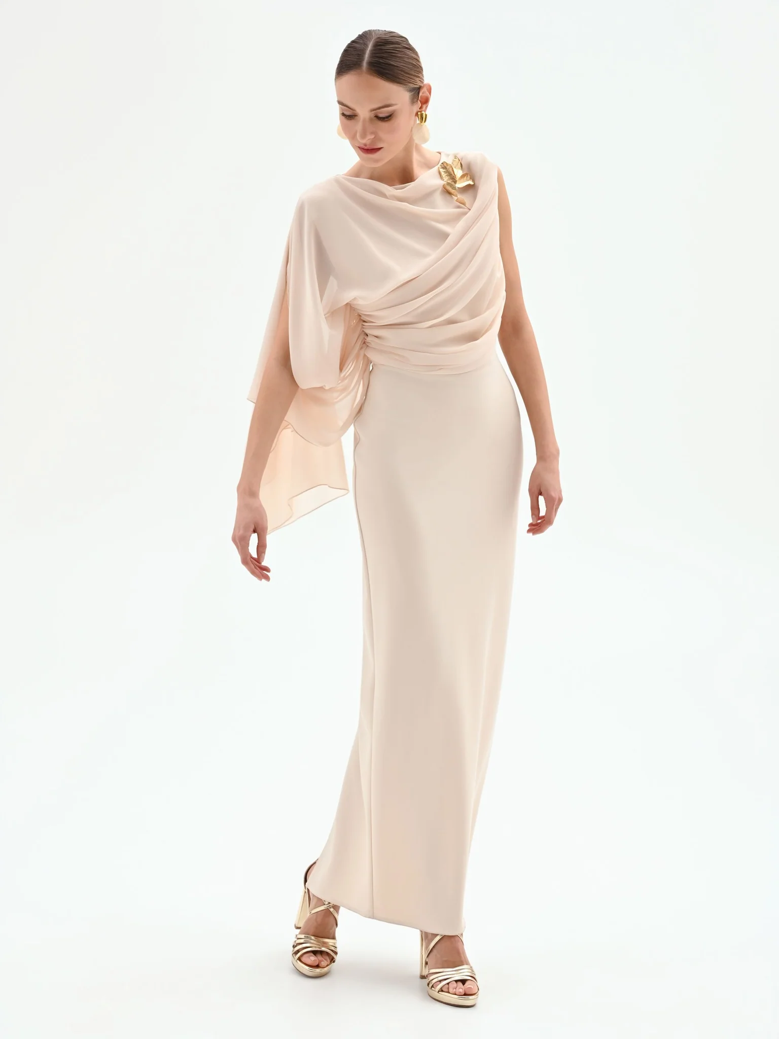 Etereo abito lungo da cerimonia