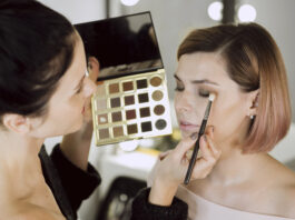 L’Hub del Beauty: Perché Milano è la scelta definitiva per i futuri Makeup Artist L'Hub del Beauty Perché Milano è la scelta definitiva per i futuri Makeup Artist