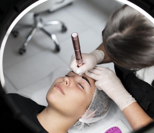 Microblading, scopriamo come funziona Microblading, scopriamo come funziona