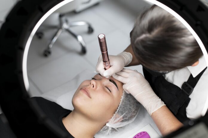 Microblading, scopriamo come funziona Microblading, scopriamo come funziona
