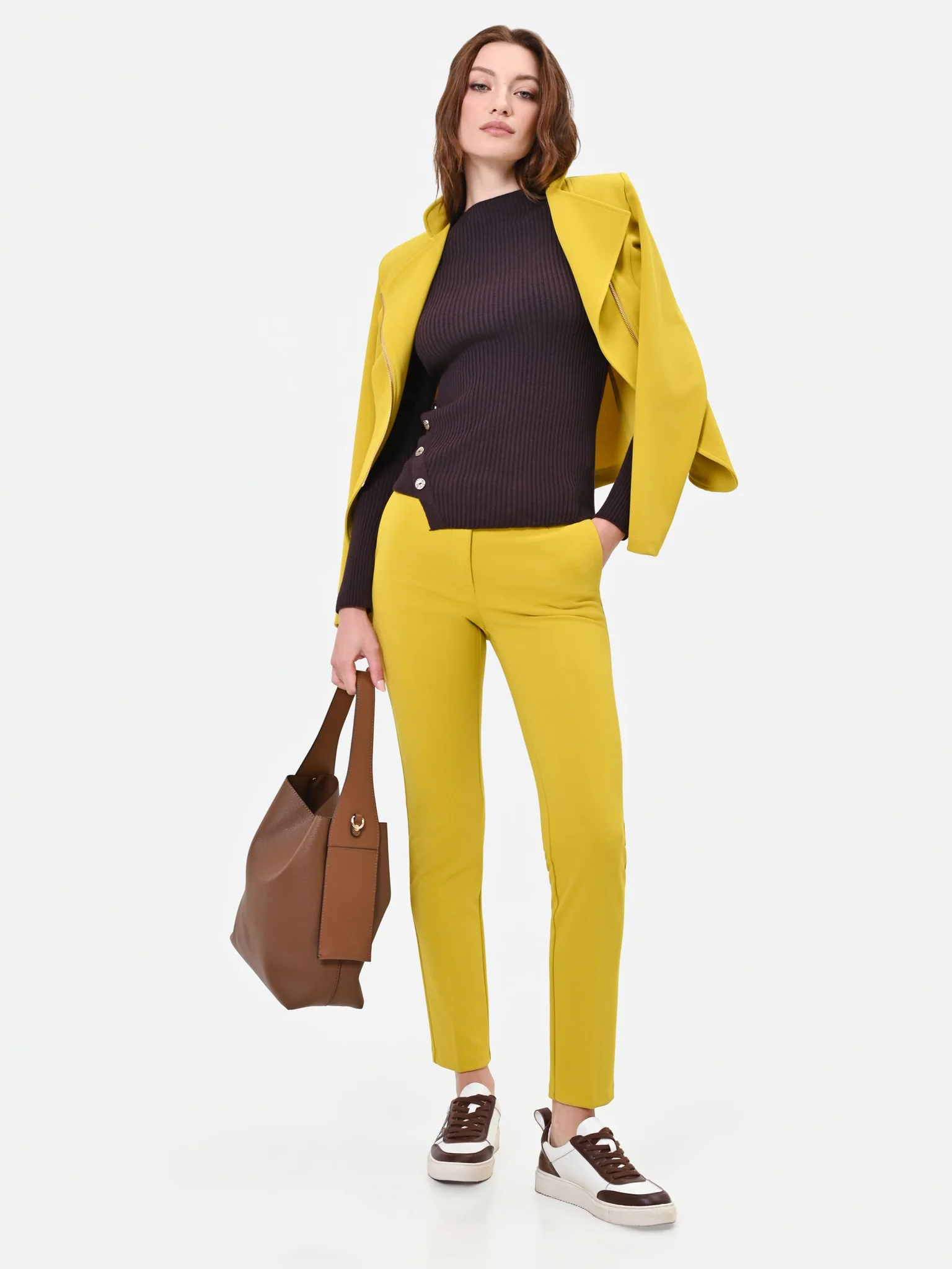 Completo giacca pantaloni giallo senape Rinascimento Completo giacca pantaloni giallo senape Rinascimento