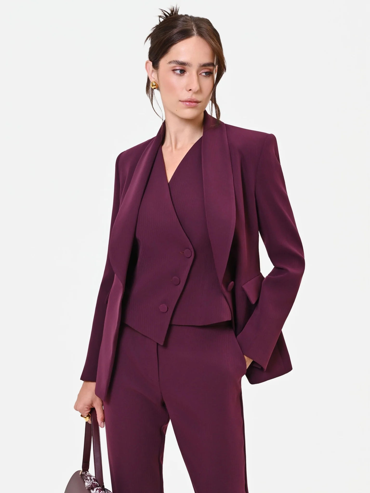 Completo tre pezzi giacca gilet e pantaloni Rinascimento Completo tre pezzi giacca gilet e pantaloni Rinascimento